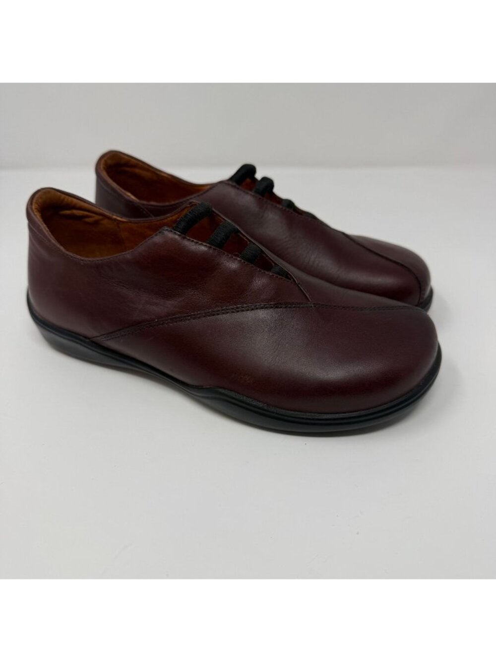 Footprints By Birkenstock Red Slip On Loafers Stretch Leather Womens 36